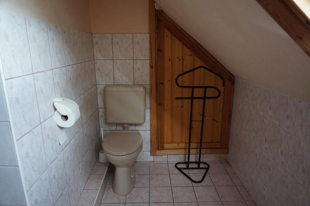 Grosses Ferienhaus Plattensee Balaton - Nyaralo Haz 6 Szobaval, 5 Fuerdoszobaval, 3000 Nm Apartment Szolad ภายนอก รูปภาพ