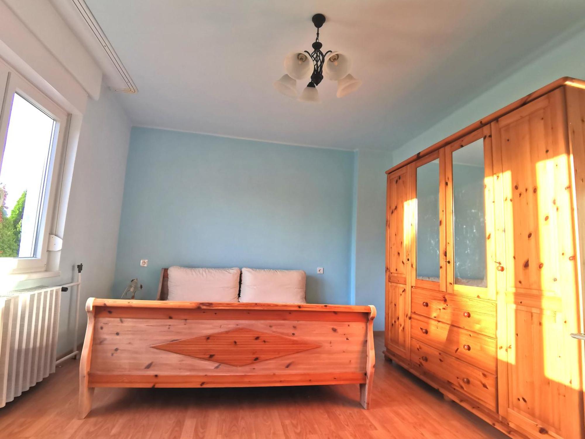 Grosses Ferienhaus Plattensee Balaton - Nyaralo Haz 6 Szobaval, 5 Fuerdoszobaval, 3000 Nm Apartment Szolad ภายนอก รูปภาพ